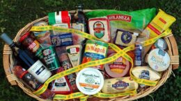 UE: COLDIRETTI/FILIERA ITALIA, SUGLI APPALTI BRUXELLES PIEGA LA SALUTE AGLI INTERESSI DELLE MULTINAZIONALI DEL CIBO ULTRAFORMULATO