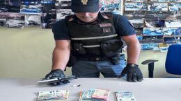La Polizia di Stato blocca in piazza De Gasperi giovane spacciatore 16enne con dosi di cocaina e hashish nell’ambito dell’attività di prevenzione e contrasto allo spaccio di sostanze stupefacenti