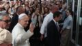 Papa Leone XIV rientrato in Vaticano dopo le dimissioni dal Gemelli