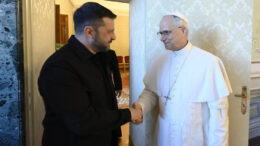 Papa sente Zelensky “Mosca e Kiev collaborino per tregua a Oleshky”