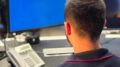 Propaganda neonazista sui social e armi, denunciato un minore a Roma
