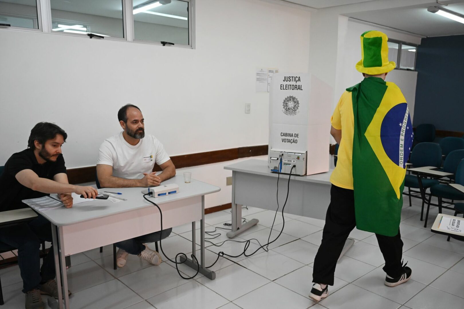Ballottaggio in Brasile, prorogata di due ore chiusura dei seggi Ballottaggio in Brasile, prorogata di due ore chiusura dei seggi