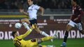 Adams illude il Torino, il Como rimonta e vince 3-1