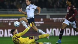 Adams illude il Torino, il Como rimonta e vince 3-1