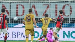 Mbangula come Batistuta, storica tripletta a San Siro contro il Milan dell’ex Juve