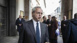 Mentana ironizza: “Fenomeni social spiegano dove andrò dopo La7”