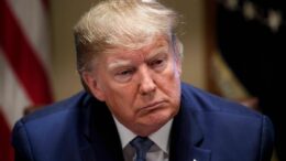 Ucraina, Trump contro Zelensky: “E’ ora di un nuovo presidente”