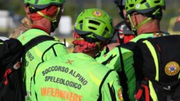Urzulei, speleologo bloccato in una grotta dopo una frana: soccorsi in azione