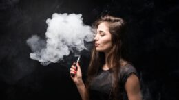 Vaping in adolescenti, esperti Simri: “Attenzione a dipendenza da nicotina mascherata”