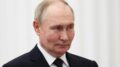 Mosca, droni ucraini contro aeroporti impediscono l’atterraggio di Putin