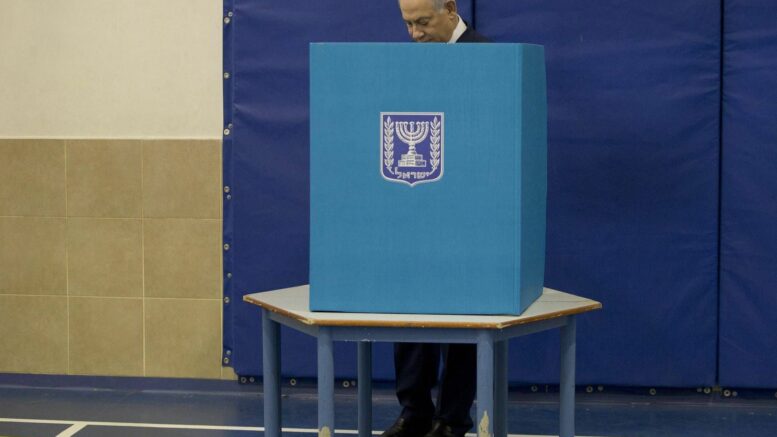 L’analista Milshtein: ”In Israele probabili nuove elezioni, fino ad allora difficile prendere decisioni strategiche”