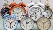 Ora solare, l’effetto che non ti aspetti: “Quando l’orologio torna indietro la prostata si accende”