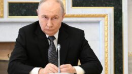 Ucraina, in vigore la tregua a Oleshky. Putin: “Pace solo rispettando interessi Russia”