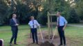 Italia-Germania, un albero per ognuno dei 75 anni delle relazioni diplomatiche: oggi piantata una quercia da Wadephul